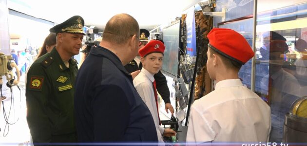  пензенцы оценили экспозицию агитационного поезда минобороны россии 