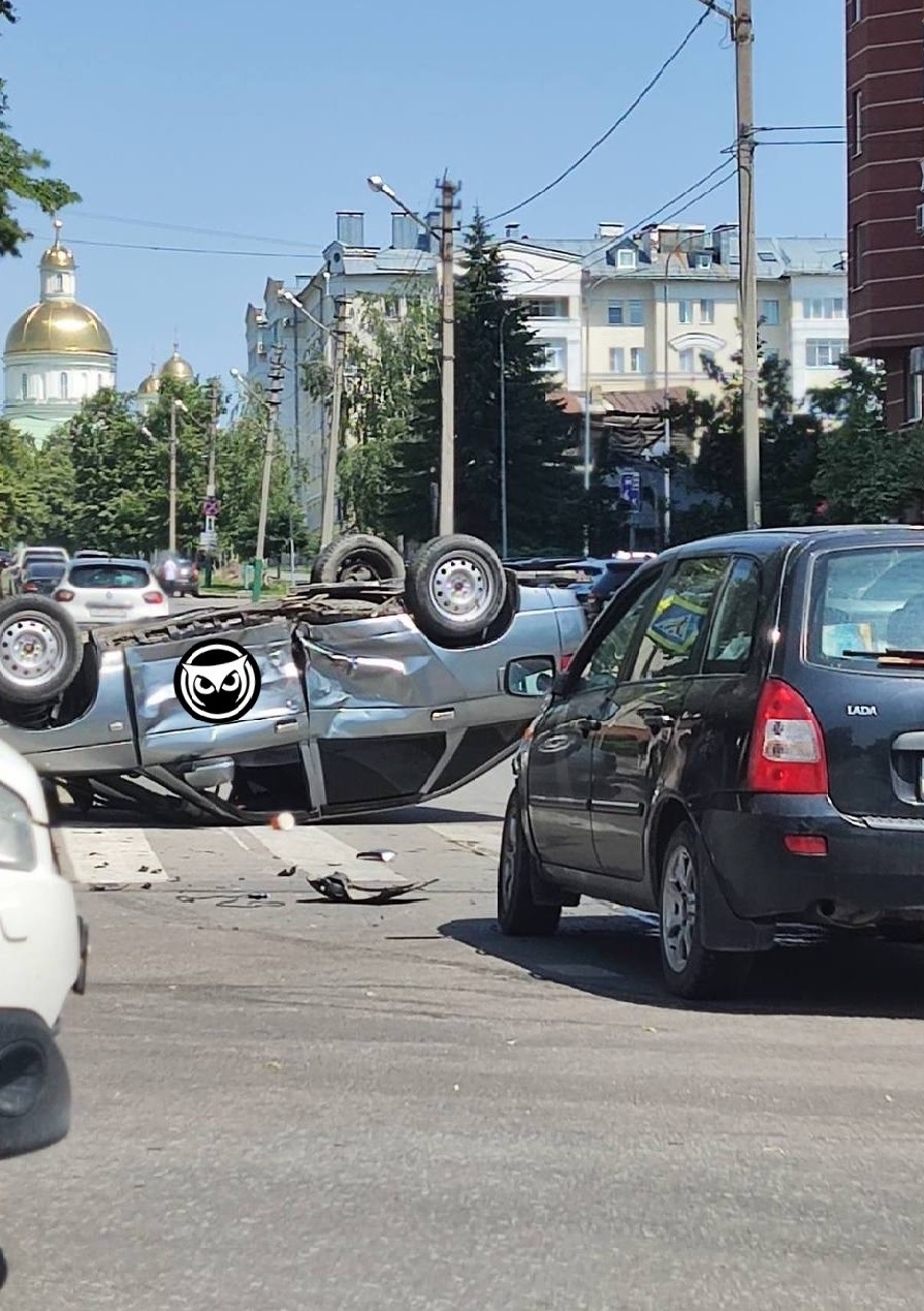 На улице Чкалова второй раз за неделю произошло ДТП с перевертышем | ГТРК « Пенза»